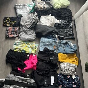 Assorted Clothing Bundle - Womens Small